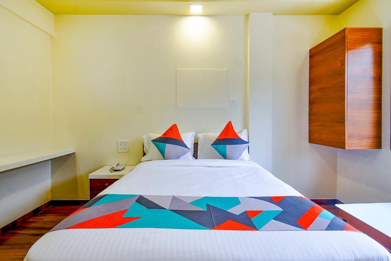 Hotel Fabhotel Nandanvan