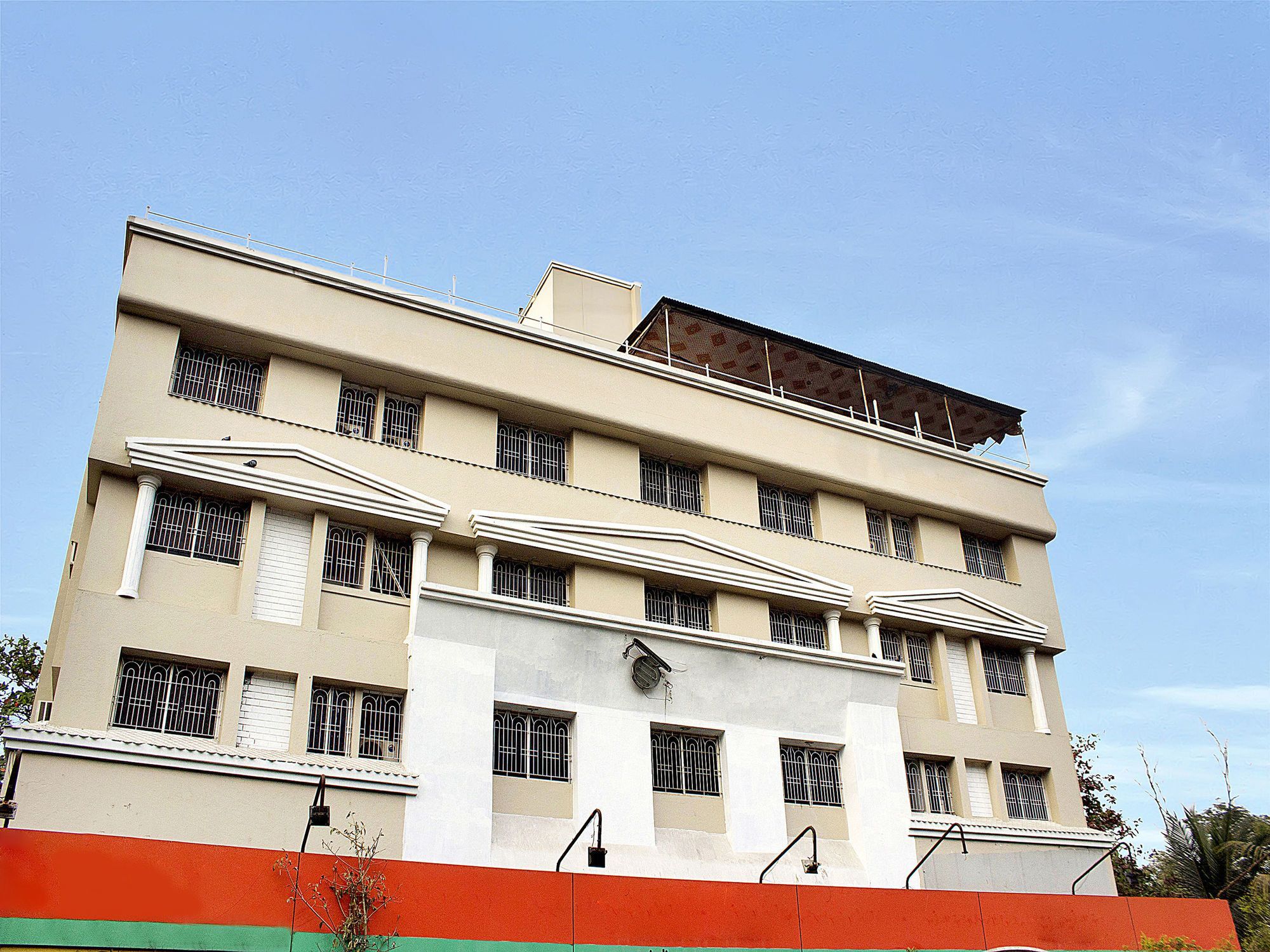Fabhotel Nandanvan Pune
